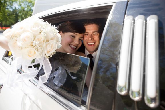 Why a Limousine is a Perfect Wedding Ride